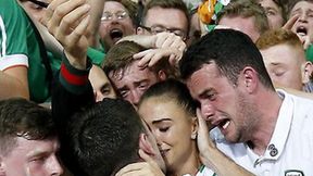 Strzelec gola całował ukochaną. Szalona radość Irlandczyków po awansie do 1/8 finału