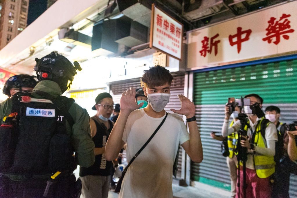 Protesty w Chinach trwają z większym lub mniejszym nasileniem od lat. Tu protest w Hong Kongu w 2020 roku