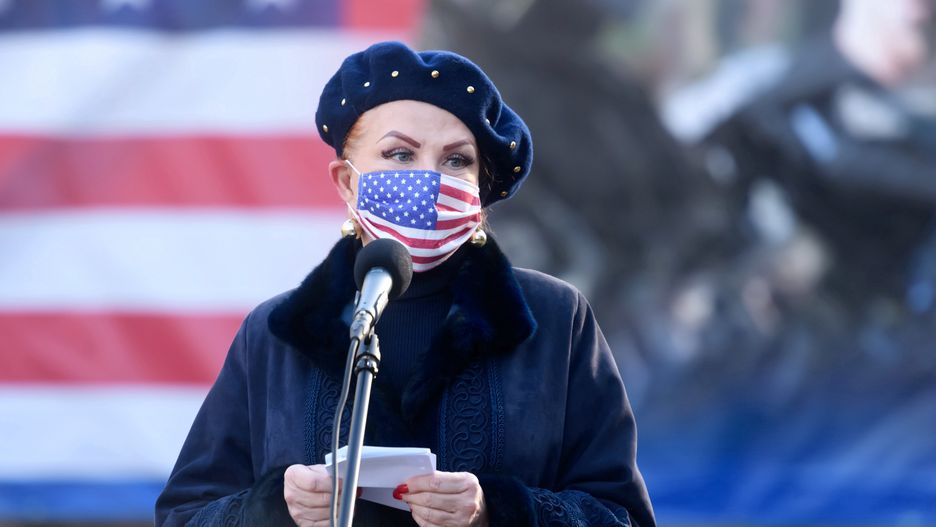 Georgette Mosbacher odpowiada byłemu kanclerzowi Niemiec. Chodzi o Polskę