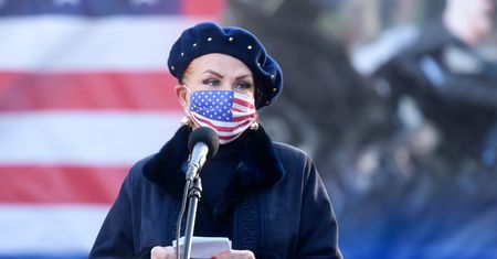 Georgette Mosbacher odpowiada byłemu kanclerzowi Niemiec. Chodzi o Polskę