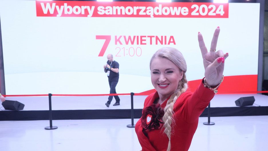 Marta Wcisło podczas wieczoru wyborczego KO w Warszawie