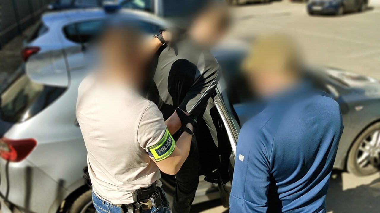 Atak na ekspedientkę w Strzelcach Opolskich. 41-latek w rękach policji