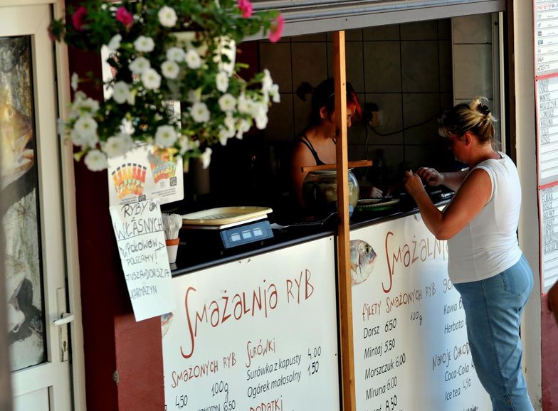 Przy sprzedaży frytek i kebabów można zarobić przez miesiąc nawet ok. 4 tys. zł.