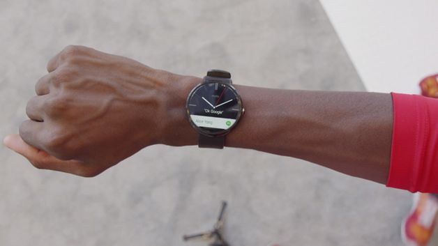 Moto 360 w pełnej krasie. Wygląda świetnie 1