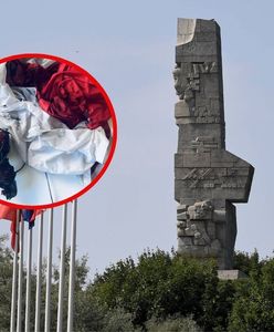 Podpalone flagi na Westerplatte. Jest ruch prokuratury