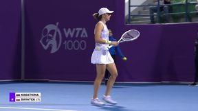 Iga Świątek znowu bezlitosna dla Rosjanki. Polka staje się dla niej prawdziwym koszmarem [SKRÓT MECZU]