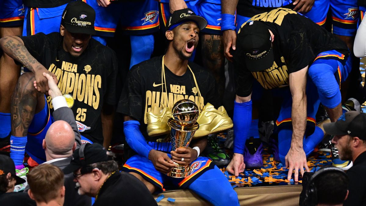 PAP/EPA / MANUELA SOLDI / Shai Gilgeous-Alexander po ostatnim meczu Finałów NBA Oklahoma City Thunder - Indiana Pacers