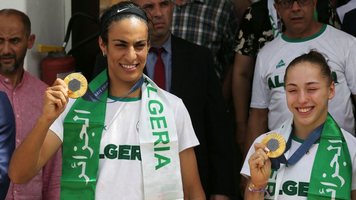 Getty Images / APP / Na zdjęciu: Imane Khelif (z lewej) i Kaylia Nemour