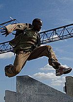 Nowy James Bond uprawia ekstremalne 'le parkour'