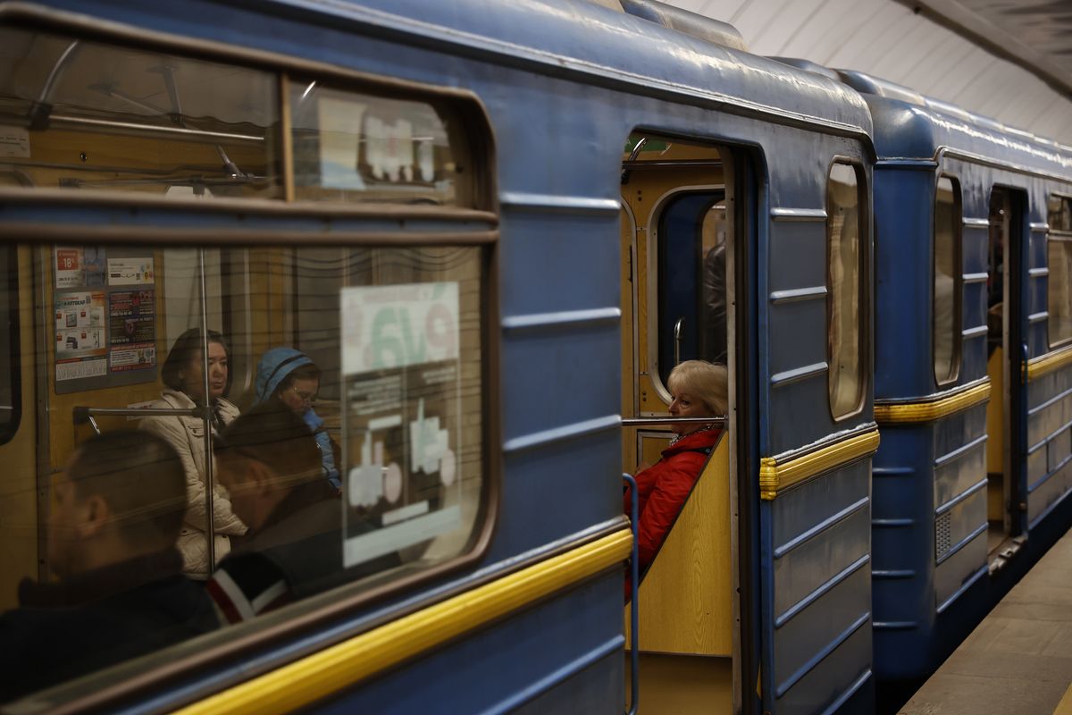 KYIV, UKRAINE - MAY 06: Ukrainian people are seen on the train at the metro station in Kyiv, Ukraine on May 06, 2022. Metro stations, which have been used as shelters since February 24 in the capital Kyiv, have started transportation again. (Photo by Dogukan Keskinkilic/Anadolu Agency via Getty Images)
