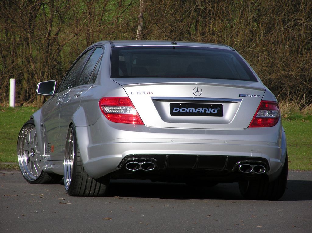 Mercedes-Benz C 63 AMG po tuningu [Galeria] 10