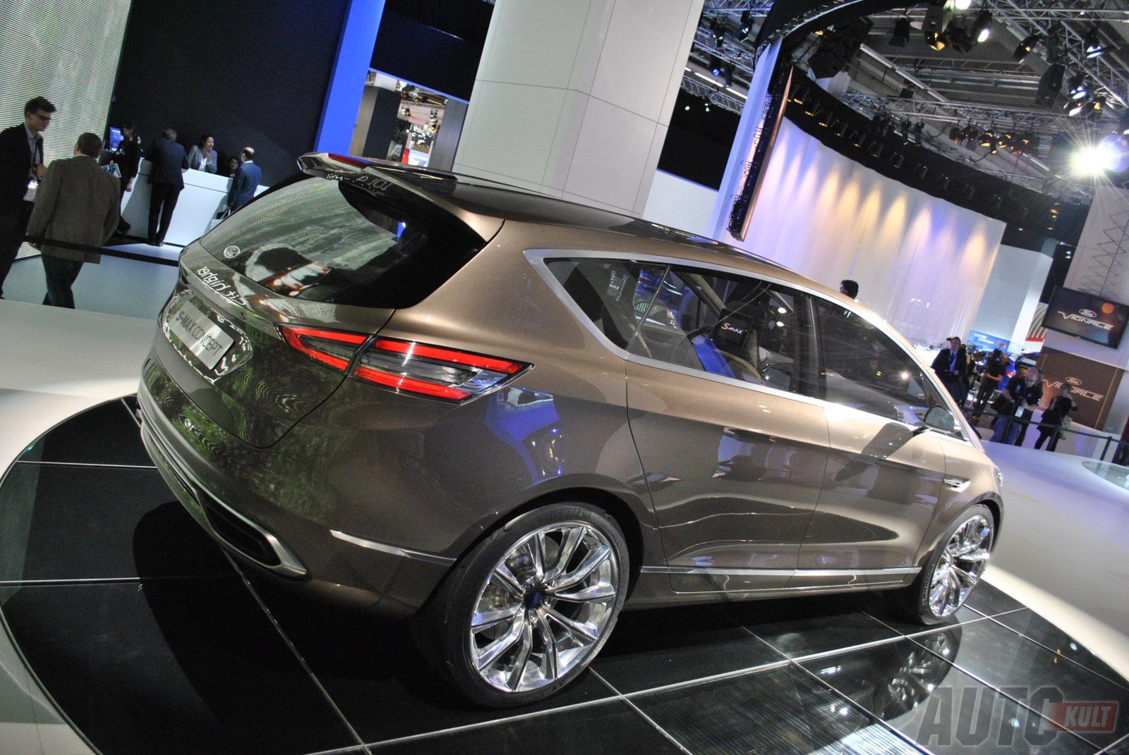 Frankfurt Motor Show 2013 - tego nie widzieliście [galeria] 18