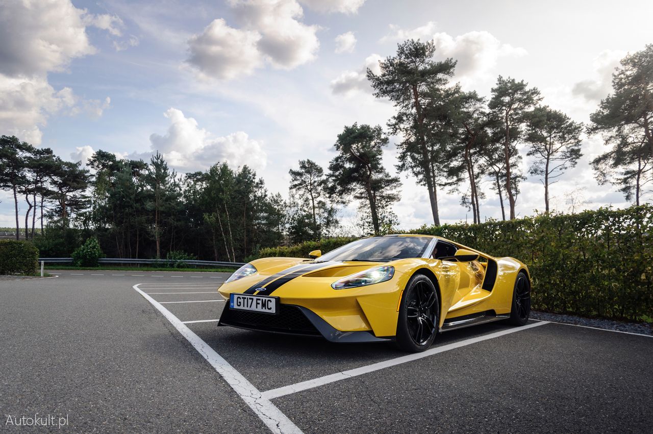 Ford GT