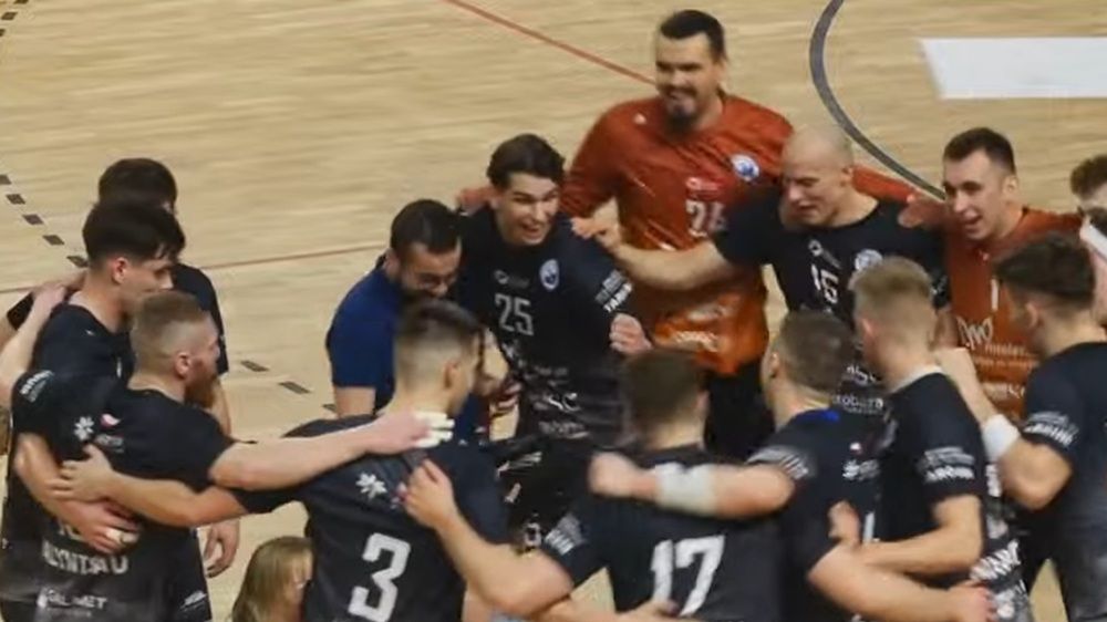 YouTube / Handball Stal Mielec / Na zdjęciu: szczypiorniści Handball Stali Mielec