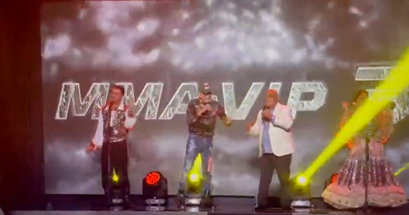 Krzysztof Rutkowski śpiewa z Don Wasylem