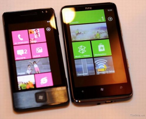 Asus E600 z Windows Phone 7 na wideo 1