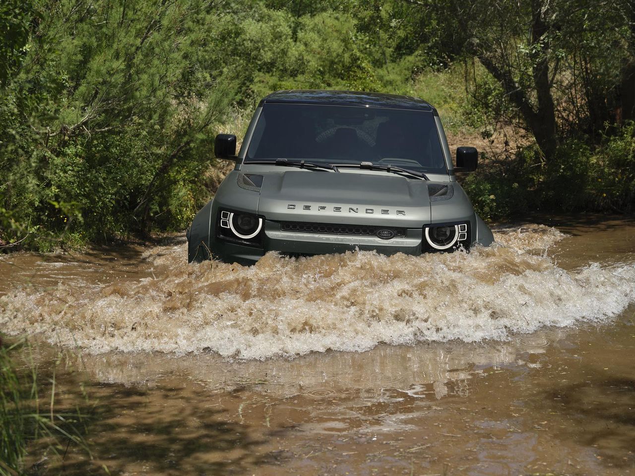 Defender Octa