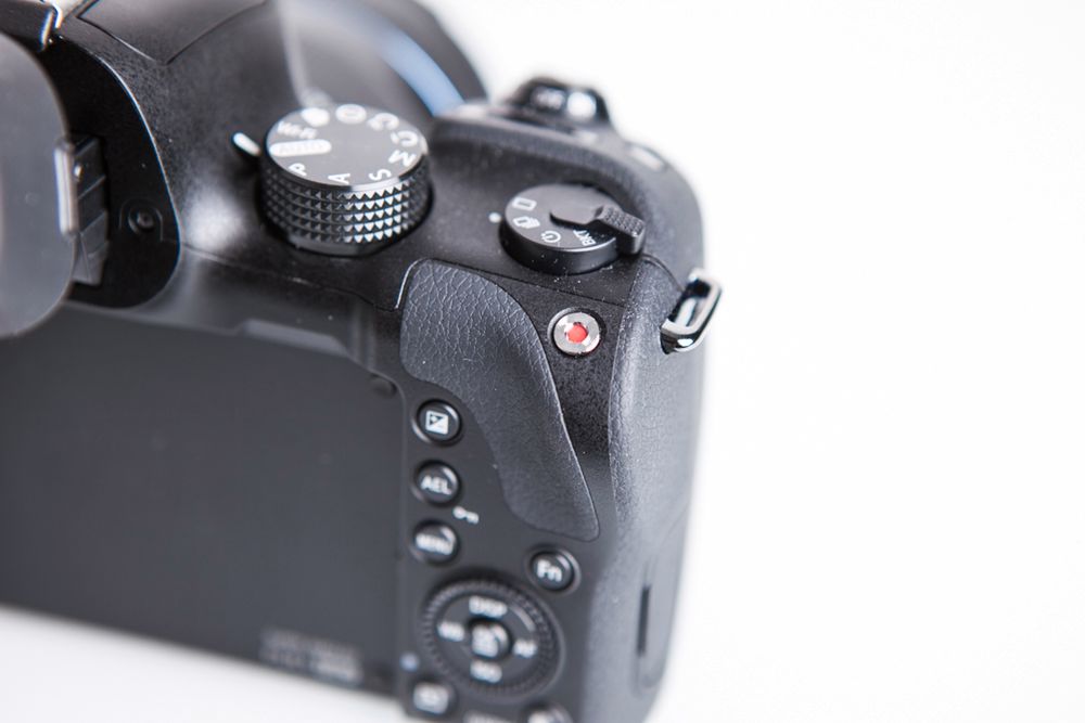 Samsung NX30 - solidny, wygodny, ale nie bez wad [test] 8