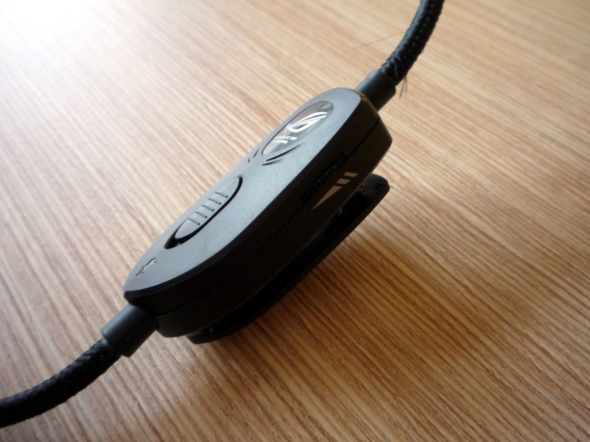 Asus Orion Pro – usłysz oddech wroga [test] 6