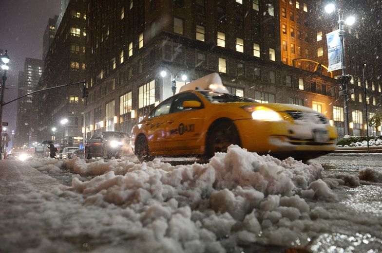 Po huraganie Sandy Nowy Jork paraliżuje śnieżyca