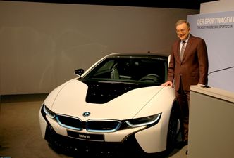 BMW rusza z produkcją sportowej hybrydy i8. Podbije rynek?