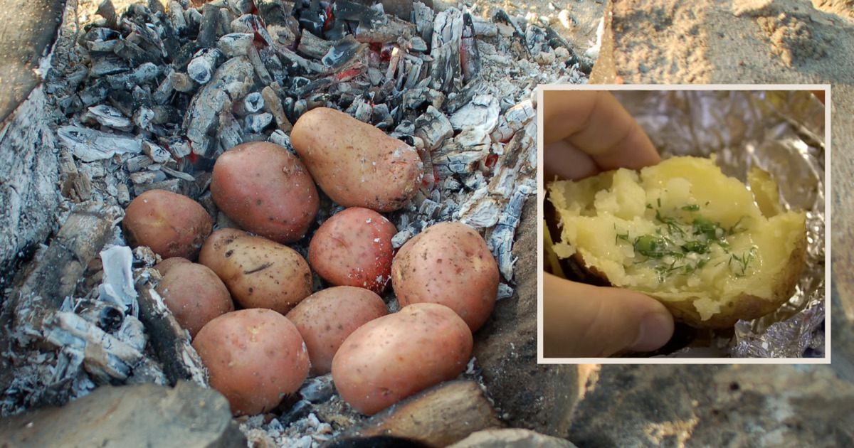 Ziemniaki jak z ogniska można zrobić w piekarniku. Smak jest nie do odróżnienia