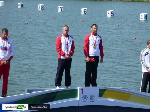 Paweł Szandrach i Mariusz Kujawski na najwyższym stopniu podium