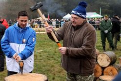 Łukaszenka odleciał. Chce zwozić drewno do Polski
