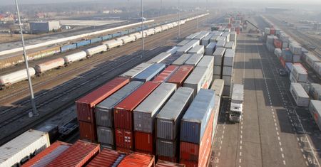 Kluczowy dla Polski terminal. Prezes reaguje na zapowiedź Tuska