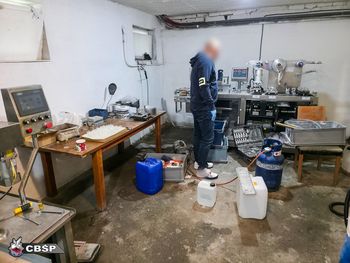CBŚP zlikwidowało największą w kraju fabrykę fałszywych leków