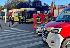 Autobus uderzył w pieszą. Kobieta nie żyje