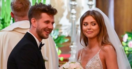 Joanna Opozda i Antek Królikowski świętowaliby dziś PAPIEROWĄ rocznicę ślubu. Pamiętacie ich huczne weselisko? (ZDJĘCIA)