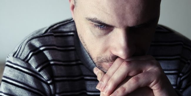 Depresja poporodowa u mężczyzn. Problem poważniejszy niż dotąd sądzono
