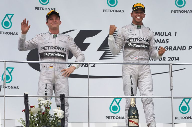 Nico Rosberg i Lewis Hamilton rywalizują ze sobą jeszcze od czasów gokartów