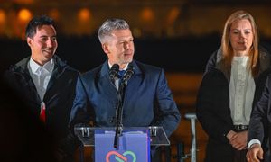 Zmiana polityczna na Węgrzech. Ekspert mówi, co oznacza zwycięstwo Magyara