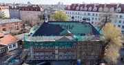 Poznań. Remontują dach w zabytkowym kompleksie edukacyjnym