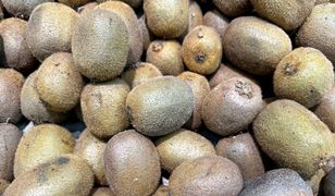 Nie jedz kiwi na pusty żołądek. Zaskakujące działanie, o którym mało kto mówi
