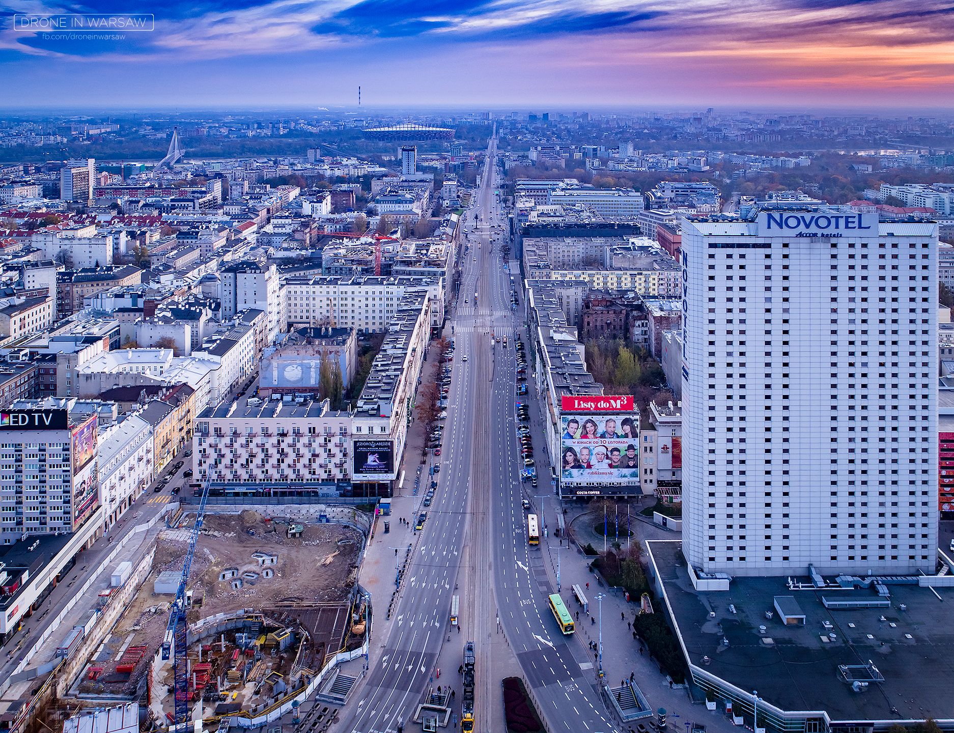 Warszawa z lotu ptaka wygląda przepięknie. Poznajcie wizję Drone in Warsaw 5