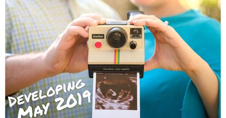 Fotograf przedstawił ciążę swojej żony za pośrednictwem aparatów. Wyszło świetnie!