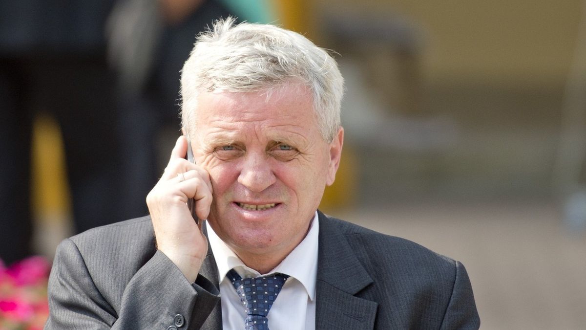 CBA i Prokuratura Krajowa wnioskują o odebranie senatorowi immunitetu. Planują jego zatrzymanie w związku z podejrzeniem pobierania łapówek