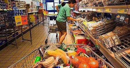 Tesco: sklepowa podróż z nawigacją