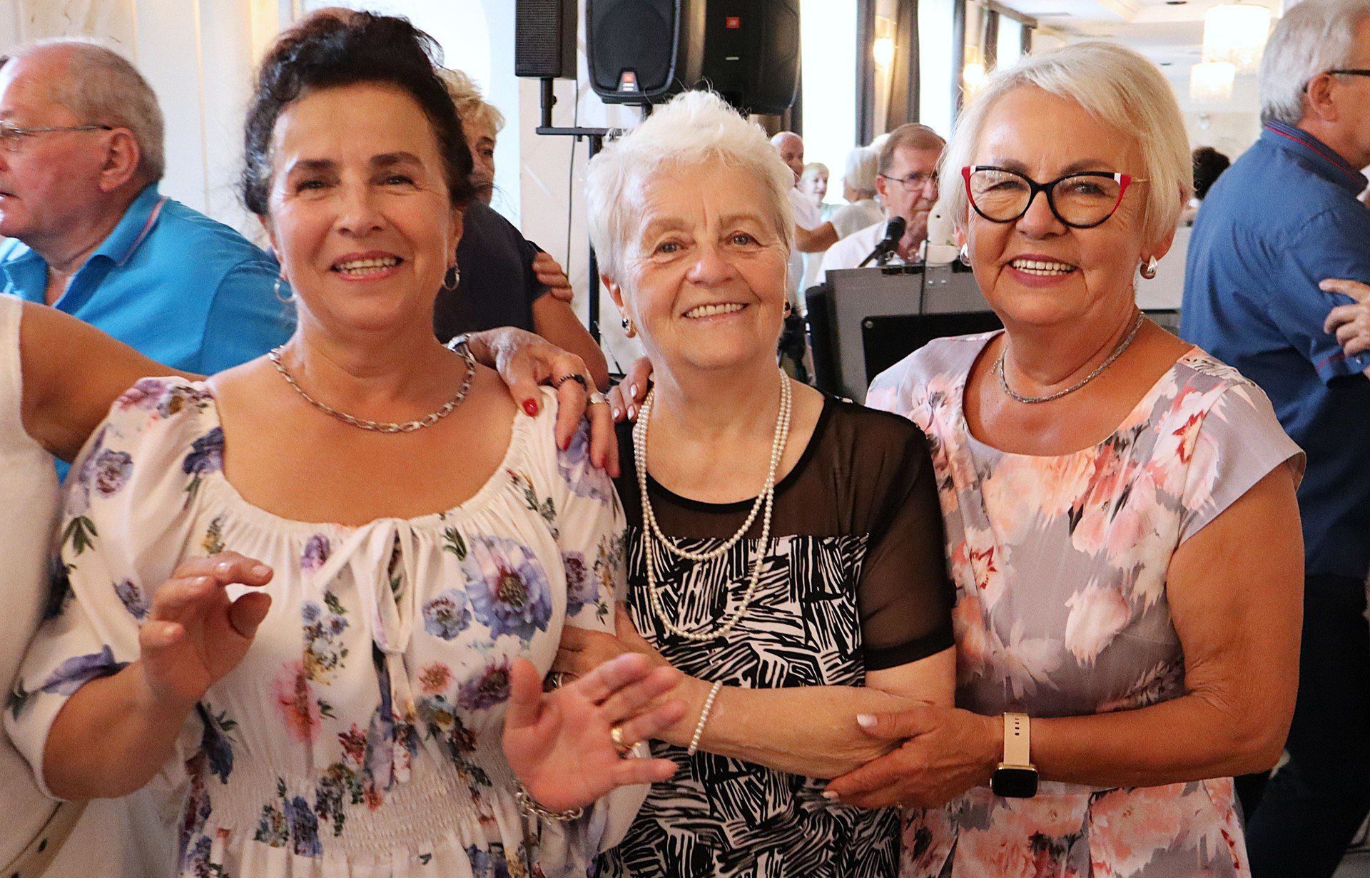 Seniorzy z Oświęcimia dobrą zabawą powitali lato.