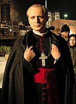 Debata polityczna zamiast filmu o papieżu