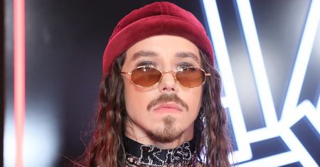 Szpak wspiera LGBT na antenie TVP. Fani podzieleni