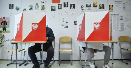 Wybory prezydenckie 2025. Jak głosowano w Ostrowcu Świętokrzyskim, Starachowicach, Sandomierzu?