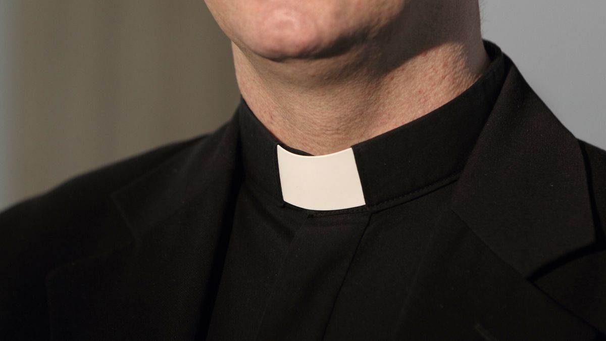 Duchowni w Polsce dostają emeryturę  z dwóch źródeł: z ZUS oraz z Funduszu Kościelnego. 