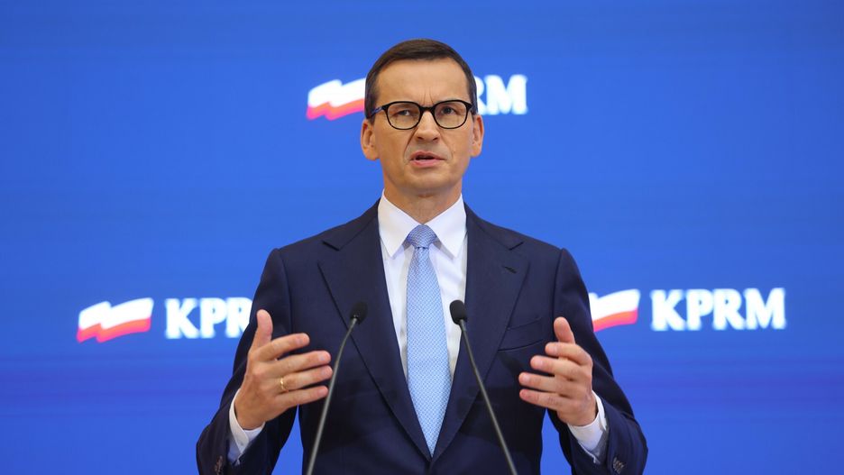 Konferencja premiera Morawieckiego oraz minister Mal?g
13.09.2022 Warszawa Konferencja premiera Mateusza Morawieckiego oraz minister rodziny i polityki spolecznej Marleny Malag po posiedzeniu rzadu 
fot. Jacek Dominski/REPORTER
n/z: Mateusz Morawiecki
Jacek Dominski/REPORTER