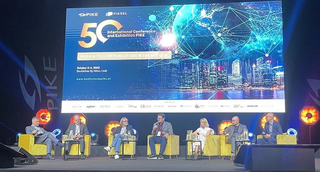 Operatorzy powinni uruchamiać kanały FAST? „Do sukcesu potrzebny jest efekt skali”