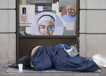 Bezdomni Polacy w Niemczech. "Kto by się przyznał?"