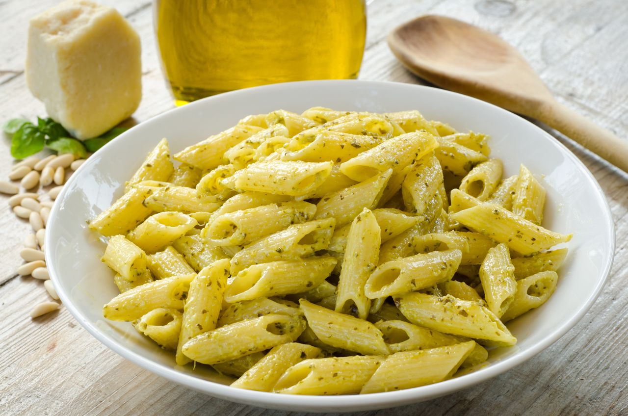 Sprytny sposób na szczaw. Makaron ze szczawiowym pesto